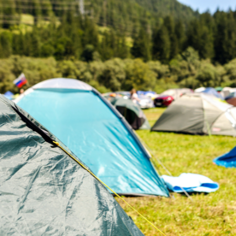 Montar un camping desde cero: ¿Qué licencias necesito? ¿Qué tipo de suelo se necesita?